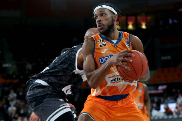 对于詹姆斯 对于詹姆斯