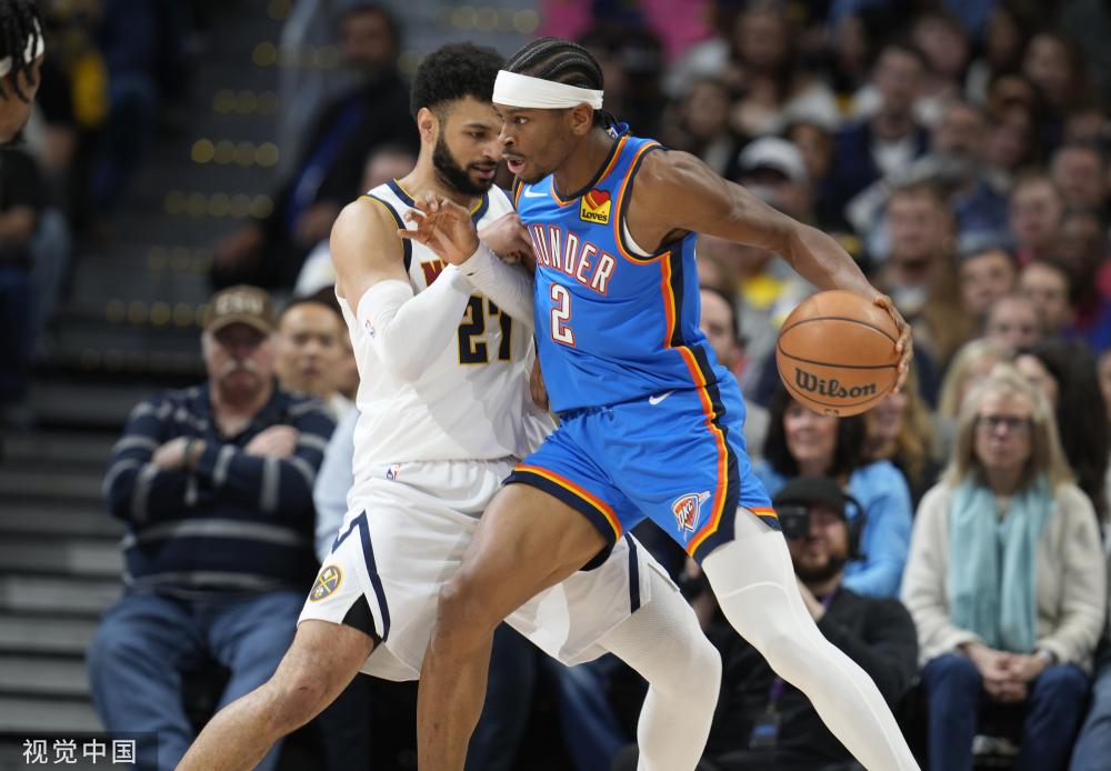 在边锋位置 在边锋位置