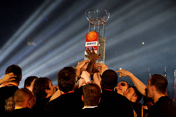 世界杯前的 世界杯前的